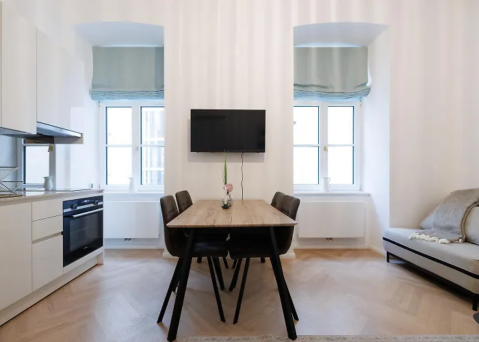 Appartement Stylish 1-bedroom 2-bath By Canal Minutes From Historic Centre