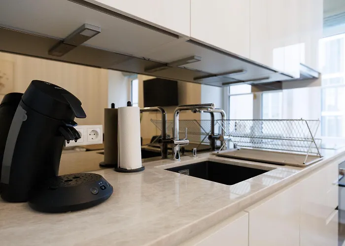 Stylish 1-bedroom 2-bath By Canal Minutes From Historic Centre Appartement *